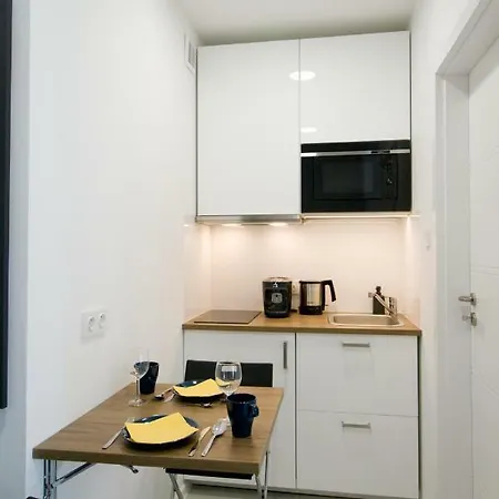 A.m. Apartment *